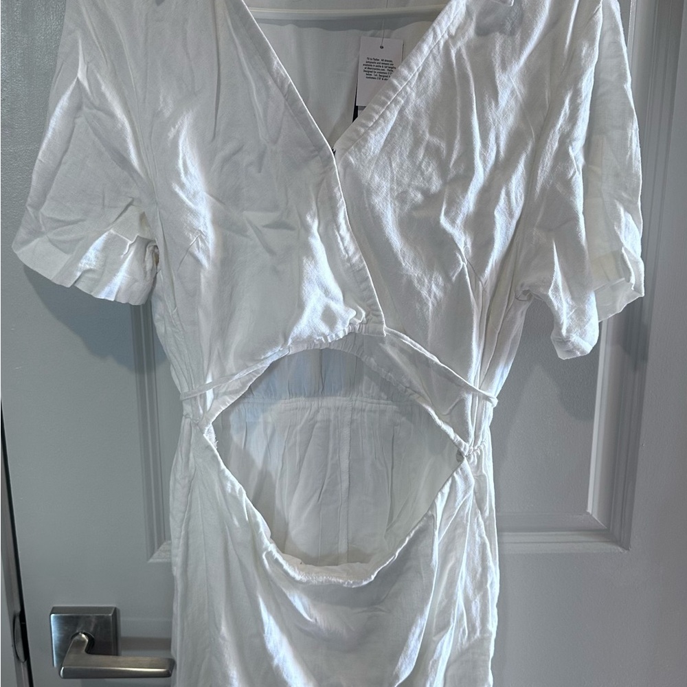 Abercrombie & Fitch White Cut-Out Dress